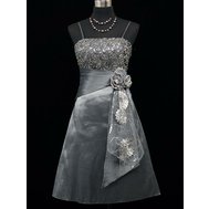 Stříbrné šedé krátké společenské šaty na ples 42-44